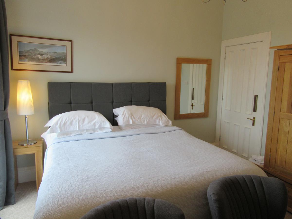 Middleton House Bed And Breakfast Охтерардер Экстерьер фото