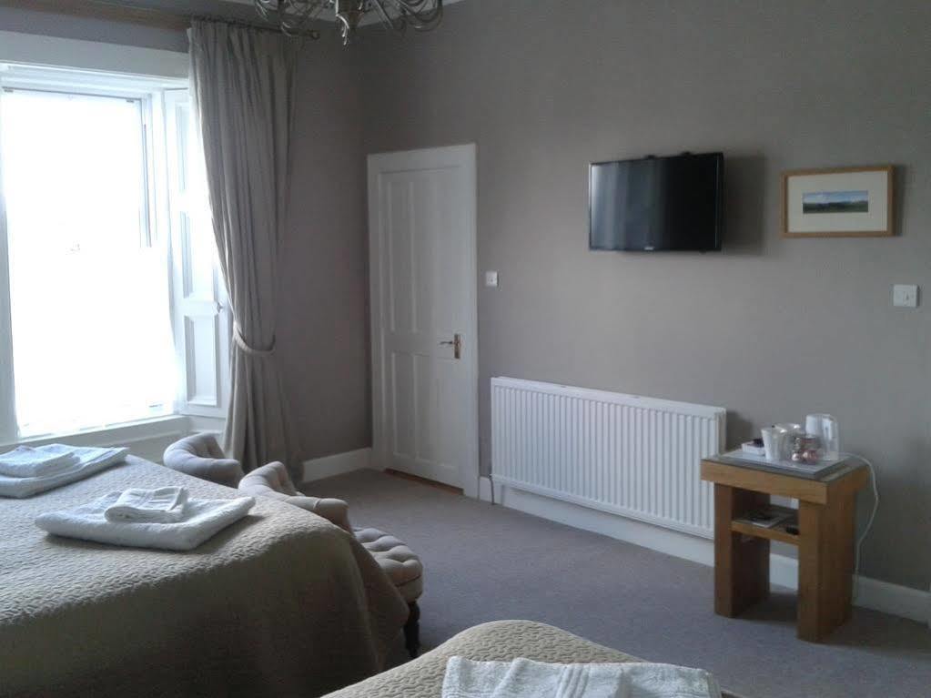 Middleton House Bed And Breakfast Охтерардер Экстерьер фото